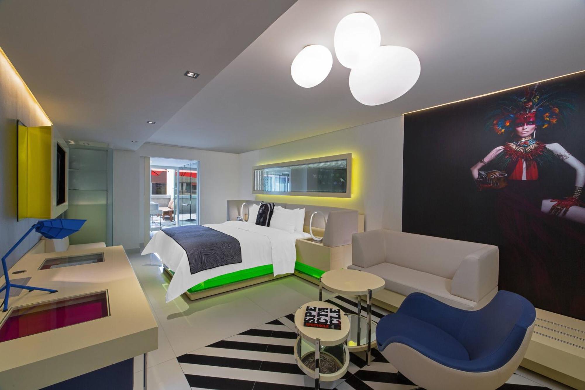 Habitación Premier con cama extragrande y vistas a la ciudad